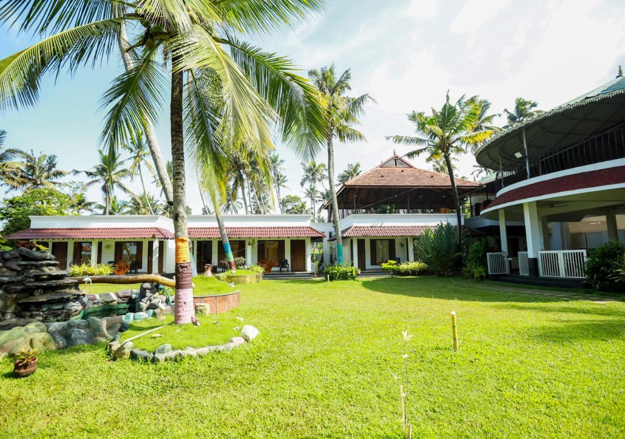 Voye Homes Majestic Retreat Resort Varkala Paravūr Exterior foto