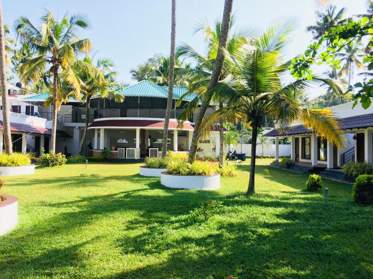Voye Homes Majestic Retreat Resort Varkala Paravūr Exterior foto
